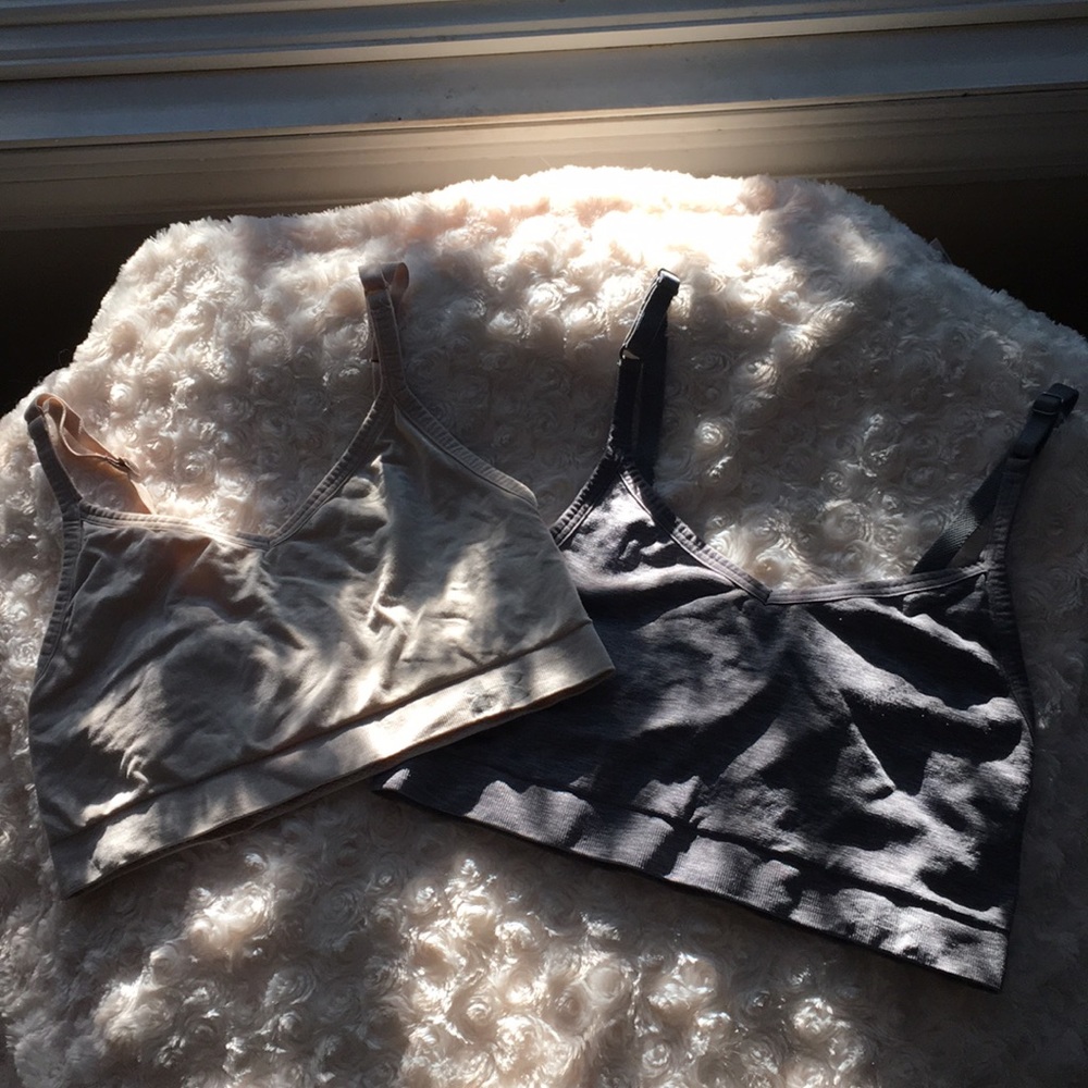 Women’s Under Armour Sports Bras Grey & Nude - Sm